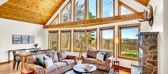 POOL+HotTub+Sauna / Privacy+9miles to Sunday River