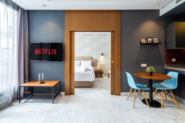 1 chambre, fer et planche à repasser, lit parapluie, Wi-Fi gratuit