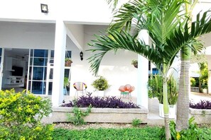 Chalet | Terrace/patio - CASA privada a 1 hora de Barranquilla AA (Sabanalarga)