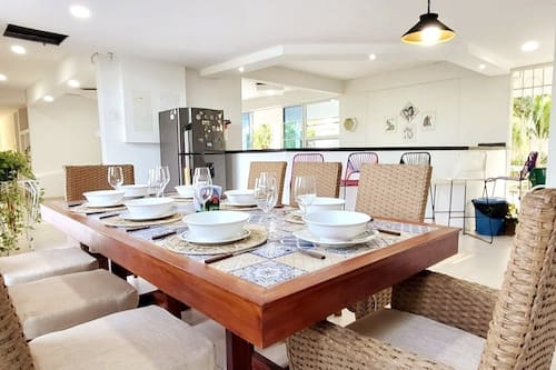 Chalet | Dining