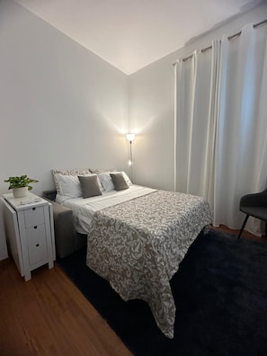 1 bedroom, free WiFi, bed sheets
