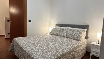 1 Schlafzimmer, kostenloses WLAN, BettwÀsche