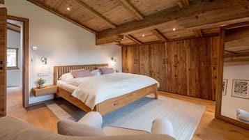 3 dormitorios, tabla de planchar con plancha, wifi gratis y ropa de cama