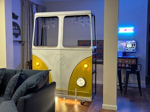 Spielezimmer