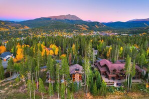 Exterior - NEW Double Diamond Lodge by the Nordic Ski Trails! Luxury, Views, XBOX, Foosball, Billiards (Breckenridge)