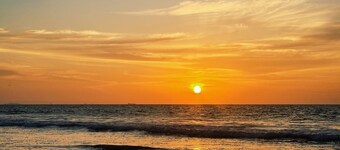 3-bedroom house in charming Ayangue with WiFi with many other amenities.