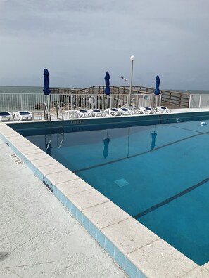 Piscine extérieure