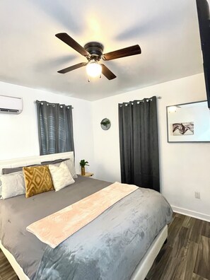 1 chambre, fer et planche à repasser, Wi-Fi gratuit, draps fournis