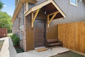 Exterior - Brand New Apartment near Hobby Airport (Houston)