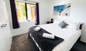 3 bedrooms, free WiFi, bed sheets