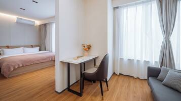 Suite Superior | 1 camera, tende oscuranti, ferro/asse da stiro, Wi-Fi gratuito