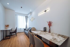 Blackout curtains, iron/ironing board, free WiFi - Shanghai Ketangjian Apartment Hotel (Shanghai)
