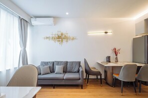 Blackout curtains, iron/ironing board, free WiFi - Shanghai Ketangjian Apartment Hotel (Shanghai)