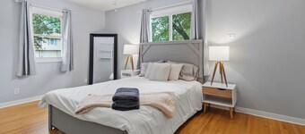 Large Family Home w/ Pool Table & Patio Near I-80