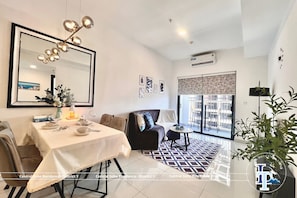 Appartement Familial, 2 grands lits, coin cuisine, vue ville