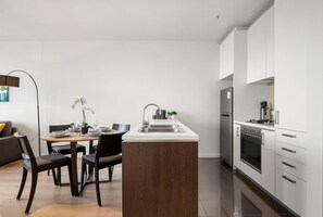 Fridge, microwave, oven, coffee/tea maker