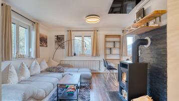 Apartment, 2 Schlafzimmer, Balkon, Gartenblick | Wohnzimmer