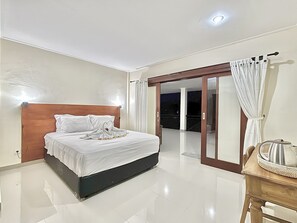 Chambre Double, vue ville