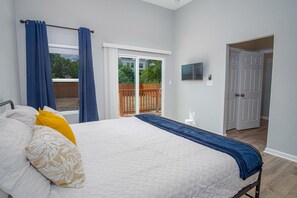 House | 4 bedrooms - Seize the Moment 4BR 3BA Gem w Downtown Views (San Antonio)
