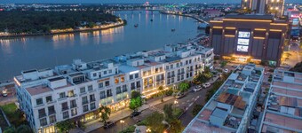 Luxhome Mekong Hotel