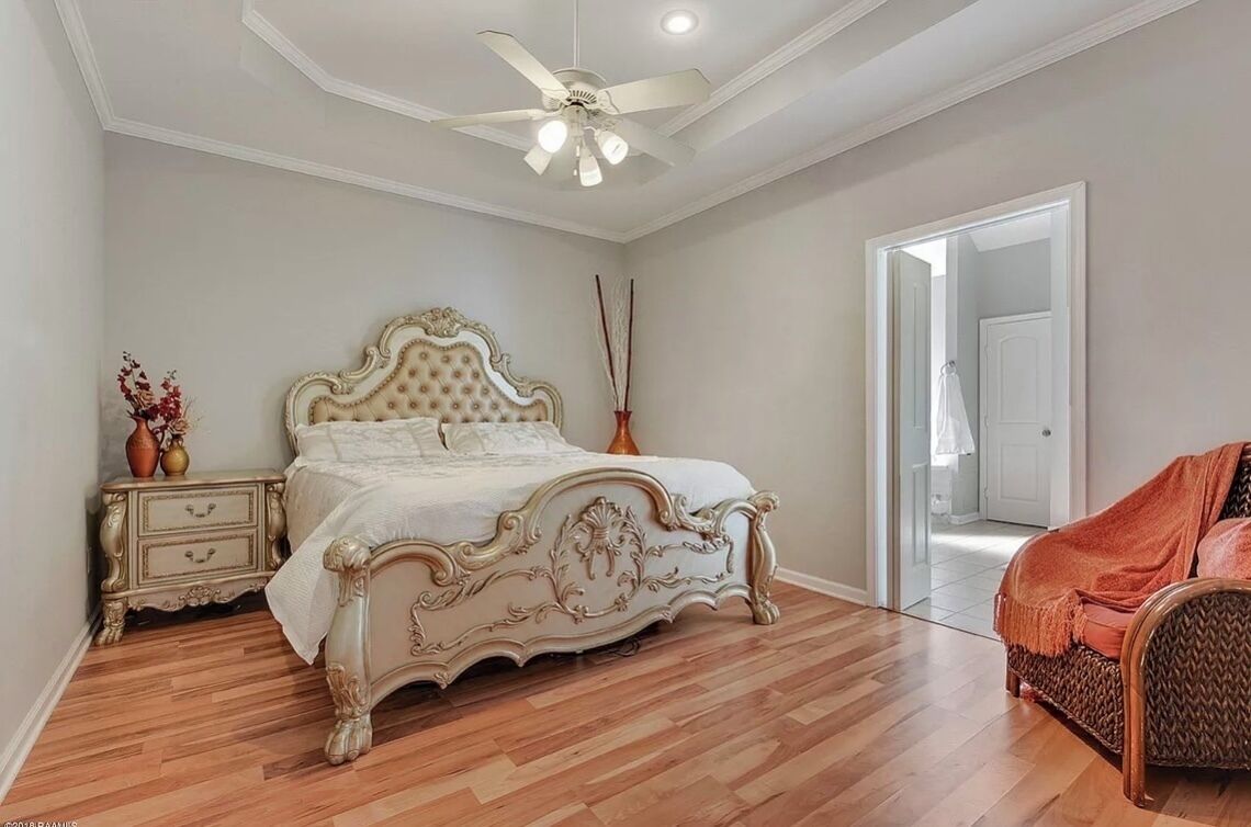 3 makuuhuonetta, silitysrauta/-lauta, Wi-Fi, vuodevaatteet