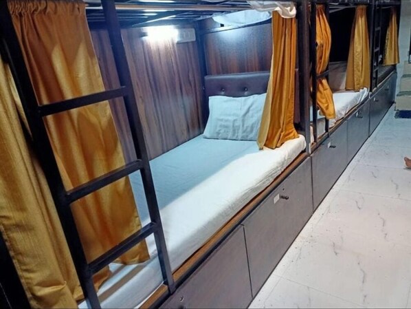 Dortoir Partagé Économique | Wi-Fi gratuit