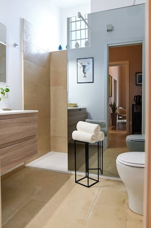 Apartment, 2 Bedrooms, Balcony | Bathroom - Apartment Capolungo Palazzo Sottil (Noto)
