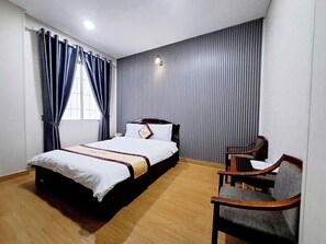 Standard Room, City View | Free WiFi - A Dong Hotel DL - by BAY LUXURY (Da Lat)
