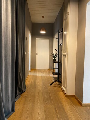 Dormitorio compartido, 1 habitación, para fumadores | Entrada de la propiedad