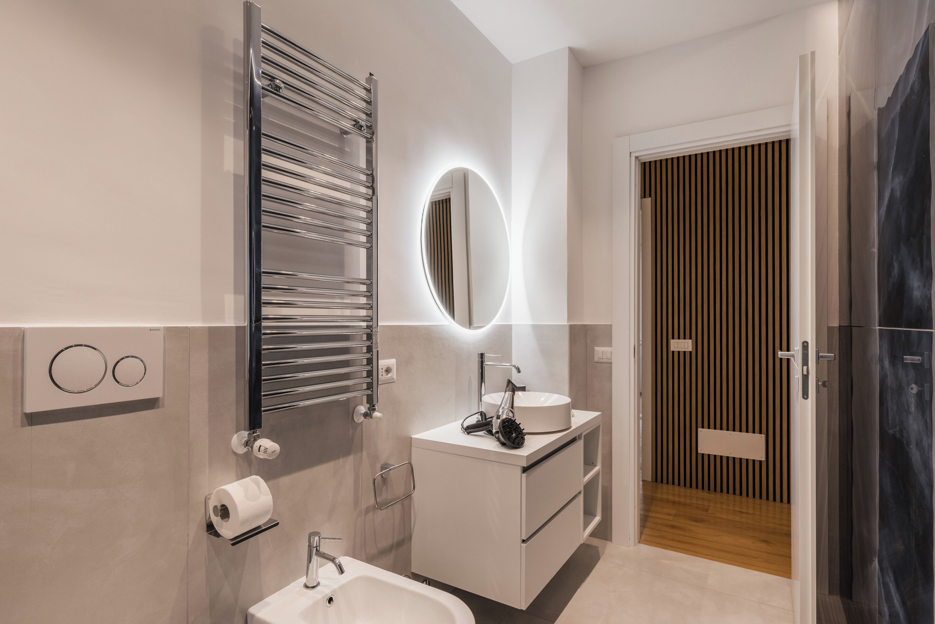 Apartment, 2 Bedrooms, Balcony, Garden View | Bathroom