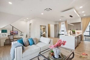 Smart TV, offices