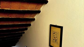 Apartment, 1 Bedroom, Smoking, City View | Interior