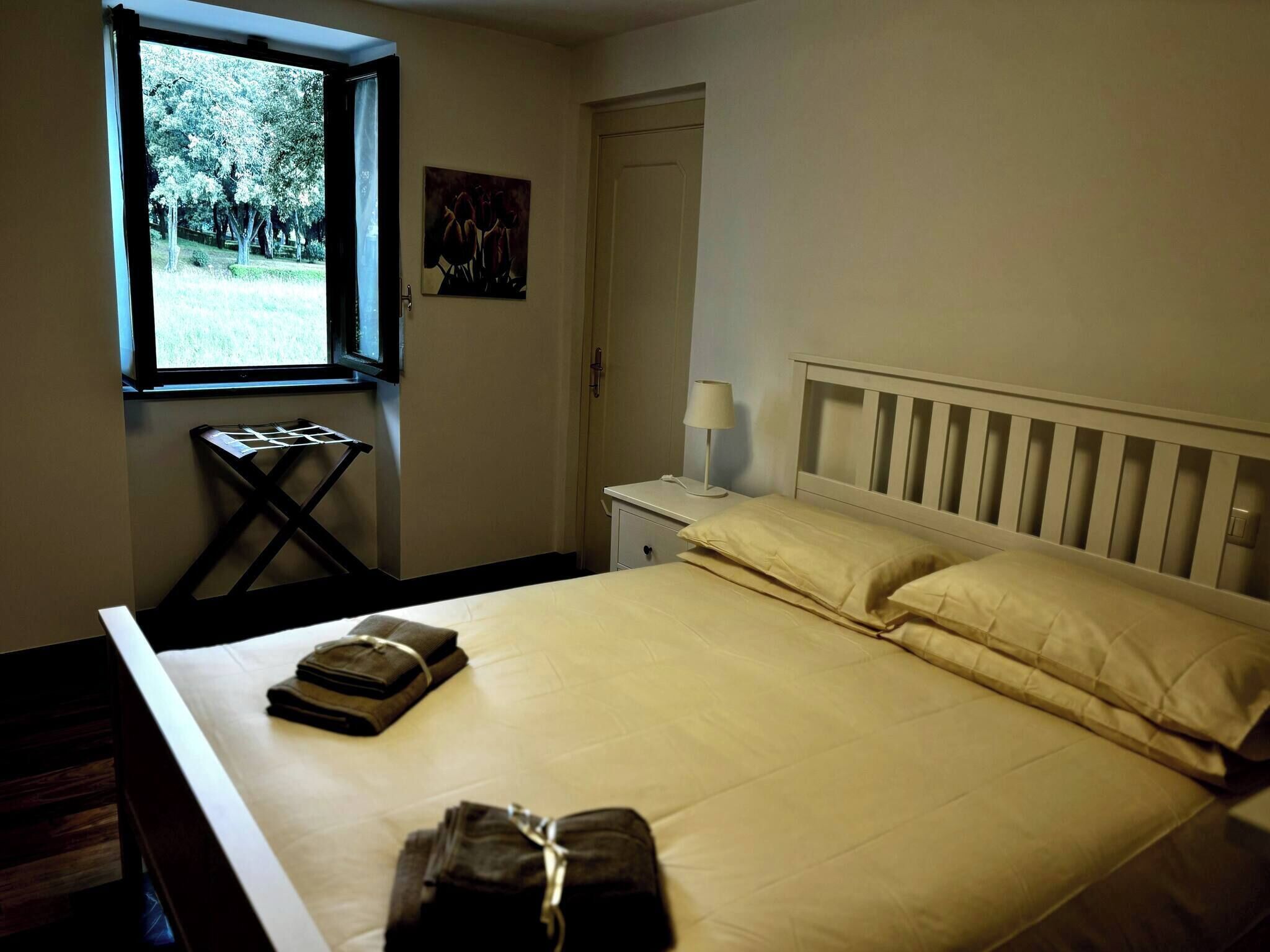 1 bedroom, soundproofing