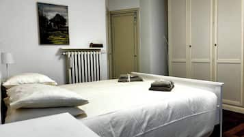 Apartment, 1 Bedroom, Smoking, City View | 1 bedroom, soundproofing