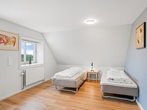 3 bedrooms, internet