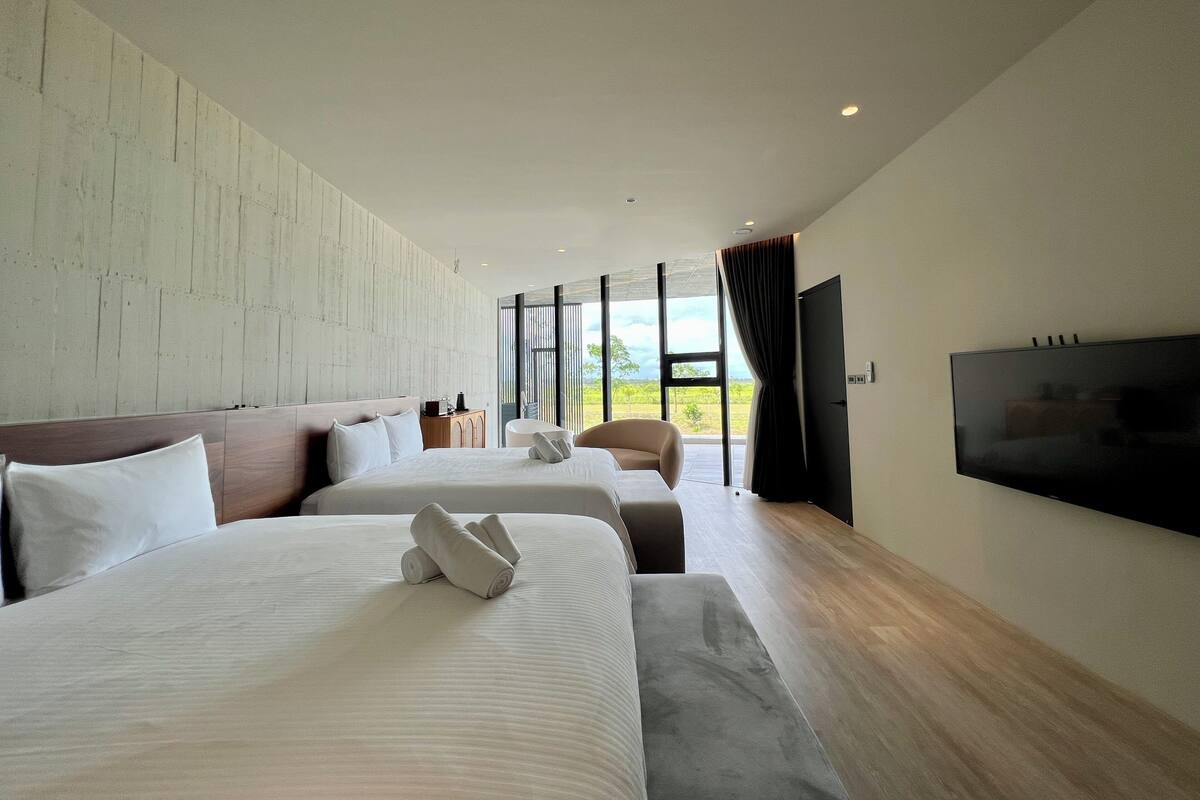 Herbergi fyrir fjóra - sjávarsýn | Myrkratjöld/-gardínur, ókeypis þráðlaus nettenging, rúmföt