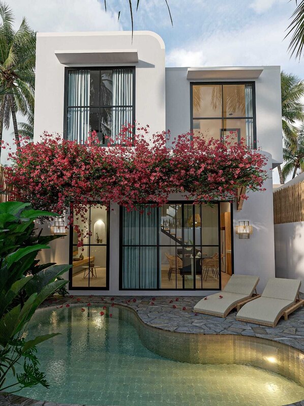 Outdoor pool - Casa Seasalt Villa by Betterplace (Canggu)