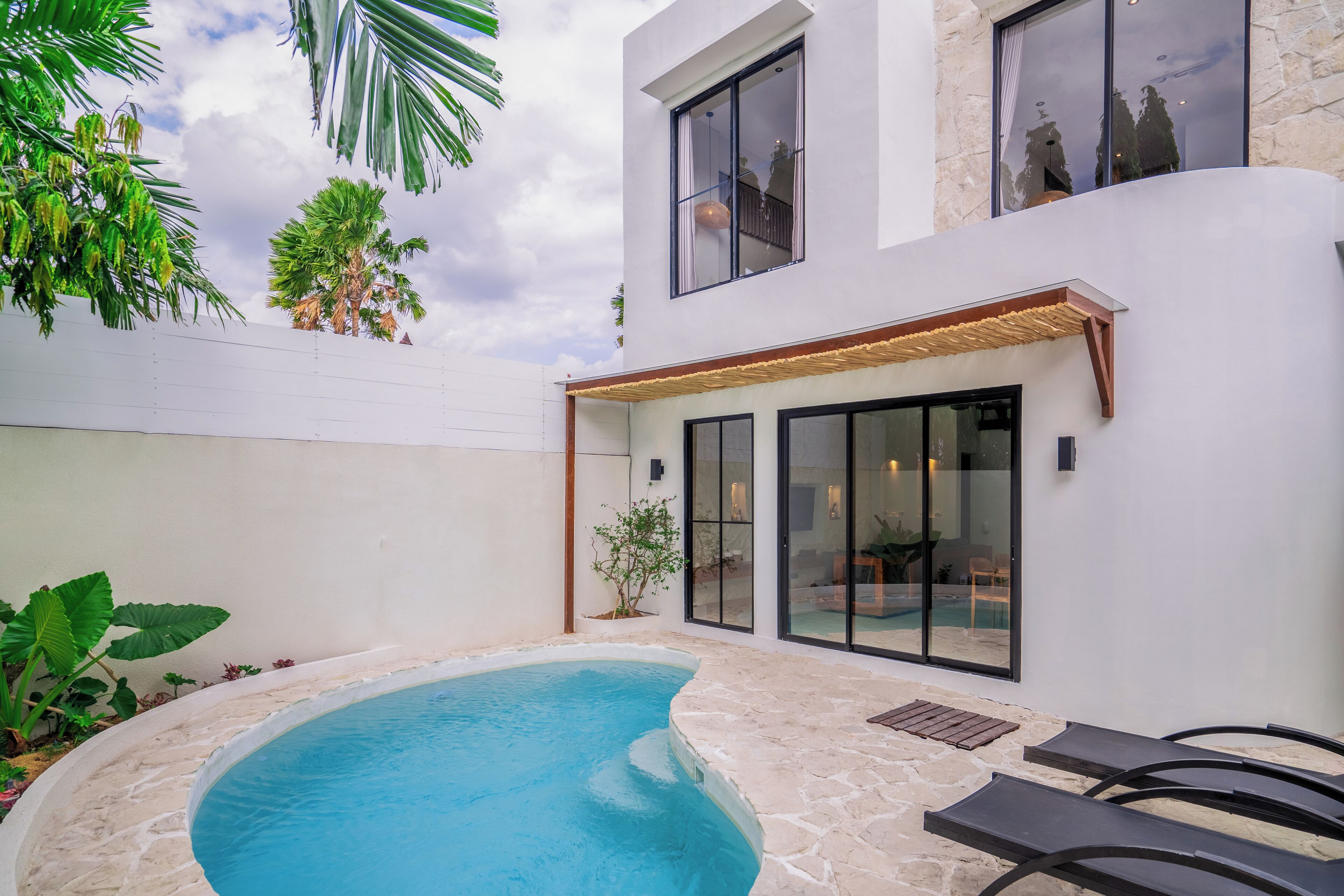 Alberca al aire libre 