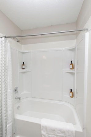 Shower, towels, shampoo