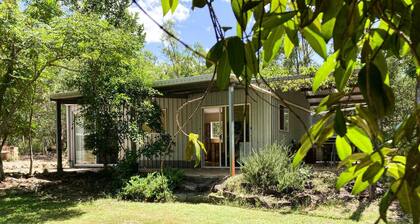 Casa Verde | Off-grid hideaway Agnes Water & 1770