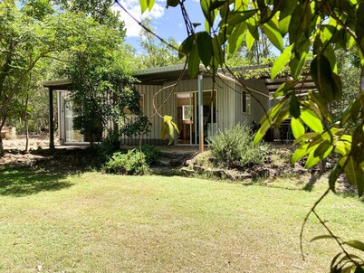 Casa Verde | Off-grid hideaway Agnes Water & 1770