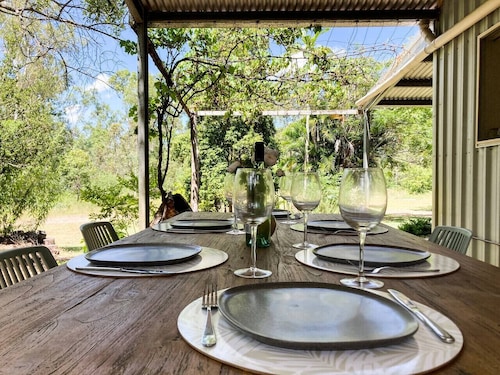 Casa Verde | Off-grid hideaway Agnes Water & 1770