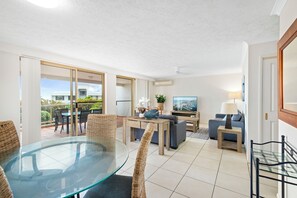 Interior - 3 Bdrm 2 Bath Apartments with Spectacular Views (Gold Coast)