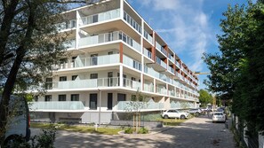 Mặt tiền nơi lưu trú