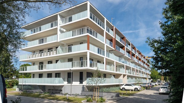 Mặt tiền nơi lưu trú