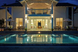 Front of property - SOL House by The One Group of Hotels (Kamburugamuwa)