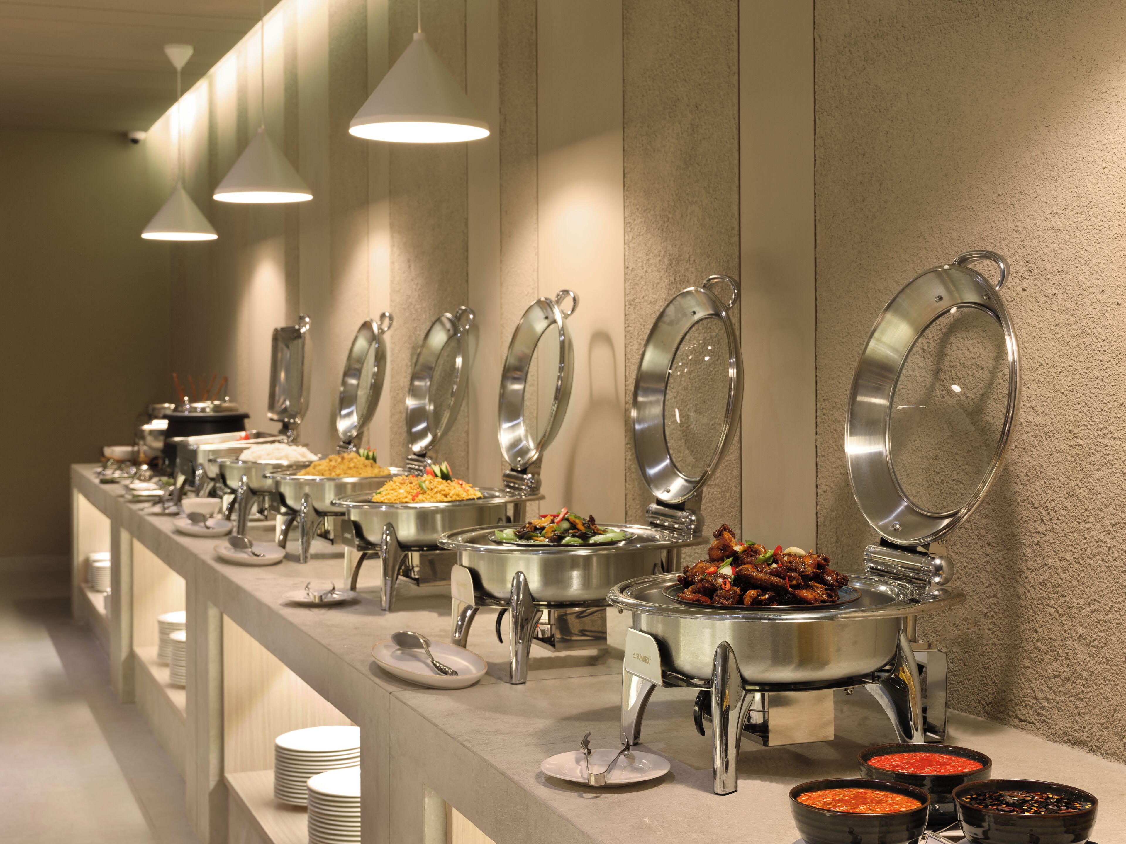 Daily buffet breakfast (IDR 85000 per person)