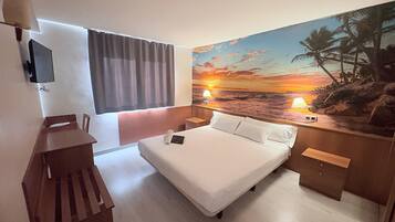 Comfort tweepersoonskamer | Luxe beddengoed, donzen dekbedden, bedden met traagschuimmatras