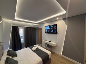 Deluxe Double Room, Balcony, City View - Casa Violeta by Blossom Hotels. (Granada)