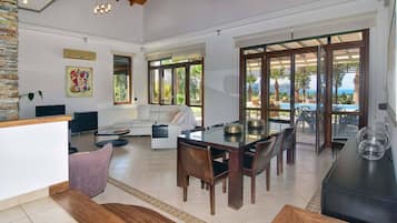 Villa, 6 camere da letto, fumatori, piscina privata | Area soggiorno